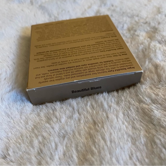 Josie Maran Argan Beautiful Eyes palette in Beautiful Blues NWT - Picture 3 of 12